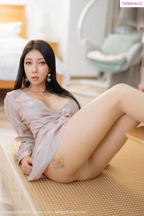 闫雪松 松果儿 [XIUREN]高清写真图 2019.12.23 果儿Victoria第47张图片